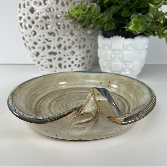 Blue Beige Stoneware Pottery Dish Handle - Picture 4 of 14